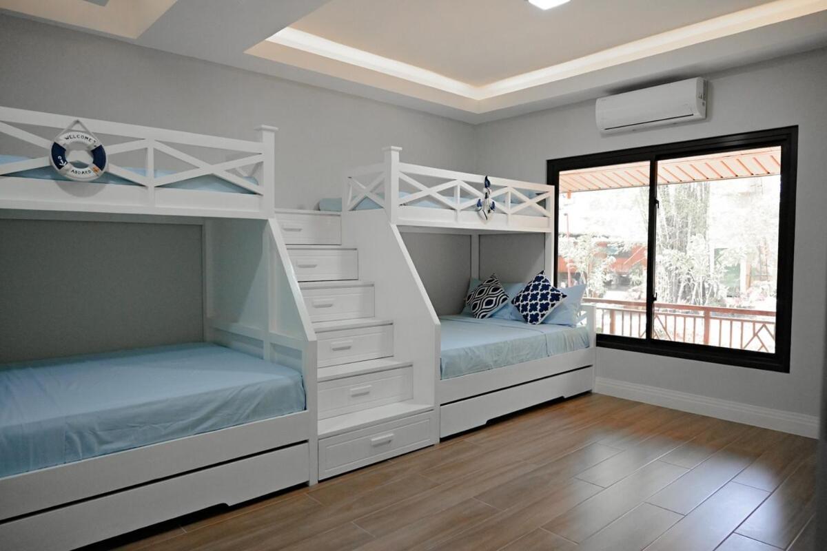 Redwood Cabin Bolinao Dış mekan fotoğraf